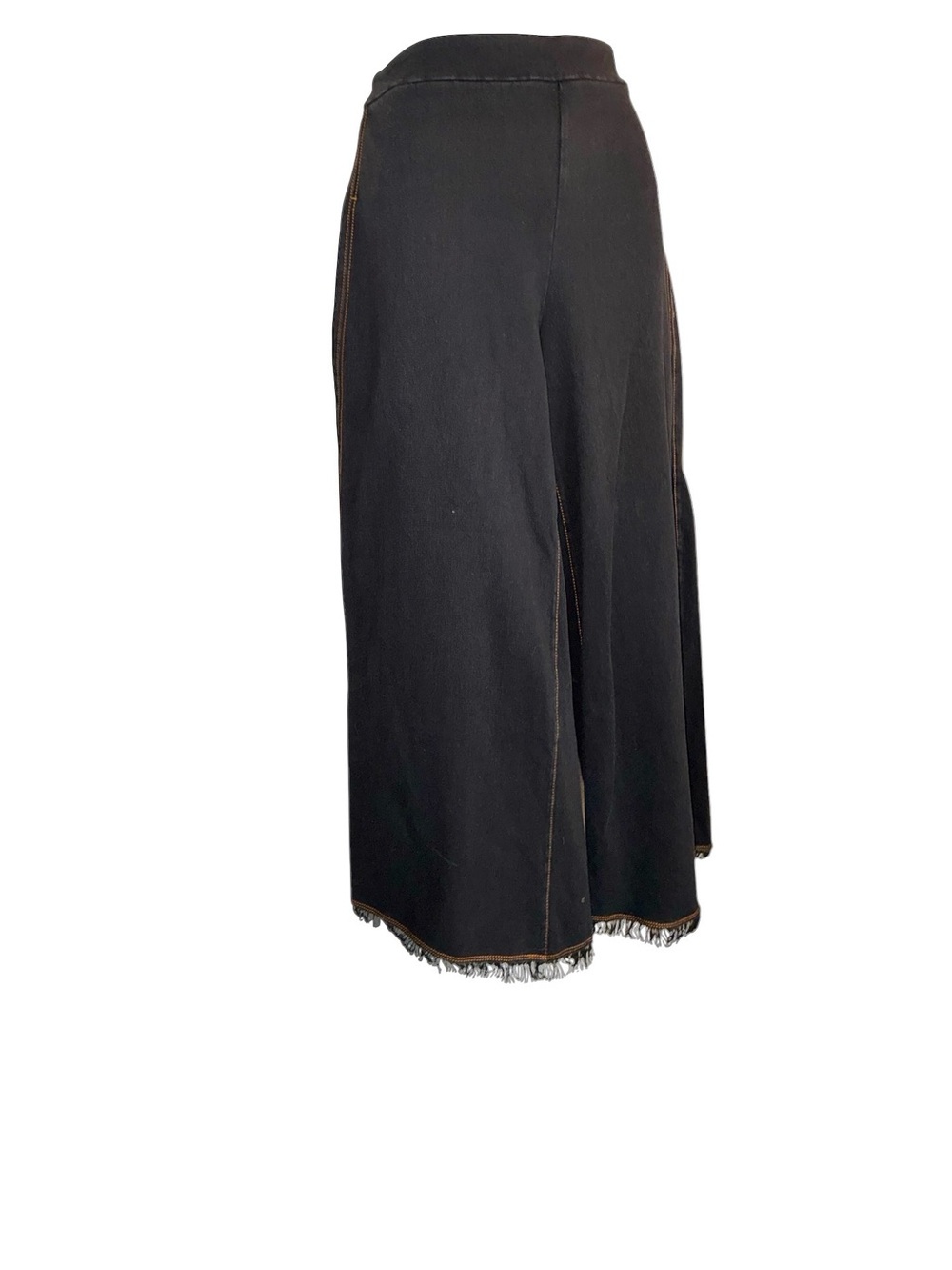 Lysse New York Jeans, Women’s M, wide leg cropped black pull-on, fringe. Euc